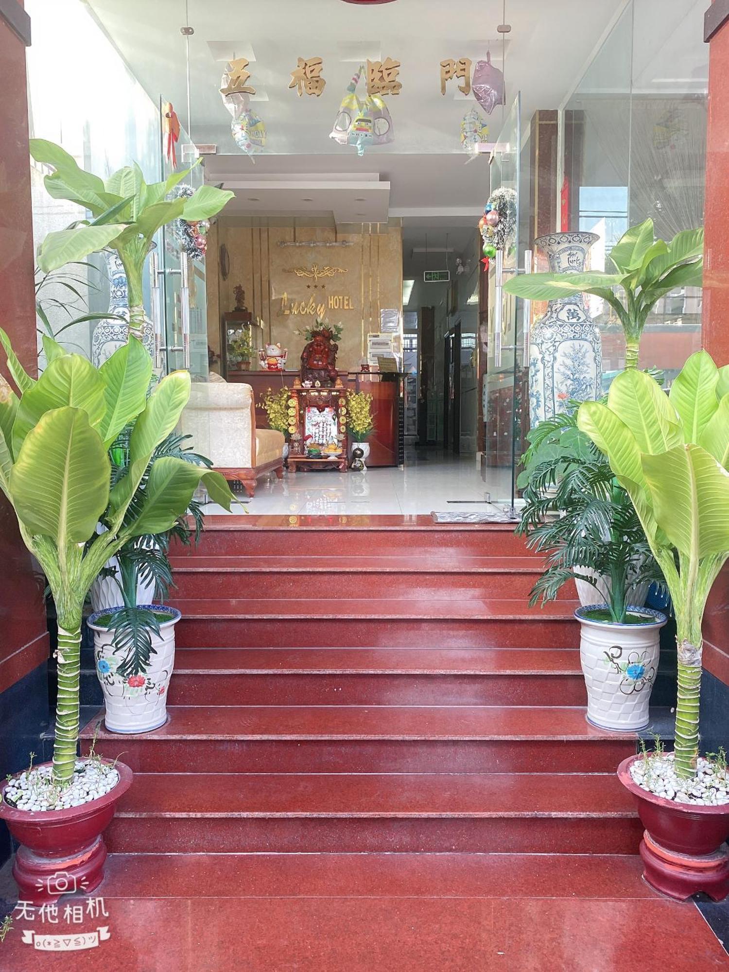 Lucky Hotel Ho Chi Minh-staden Exteriör bild