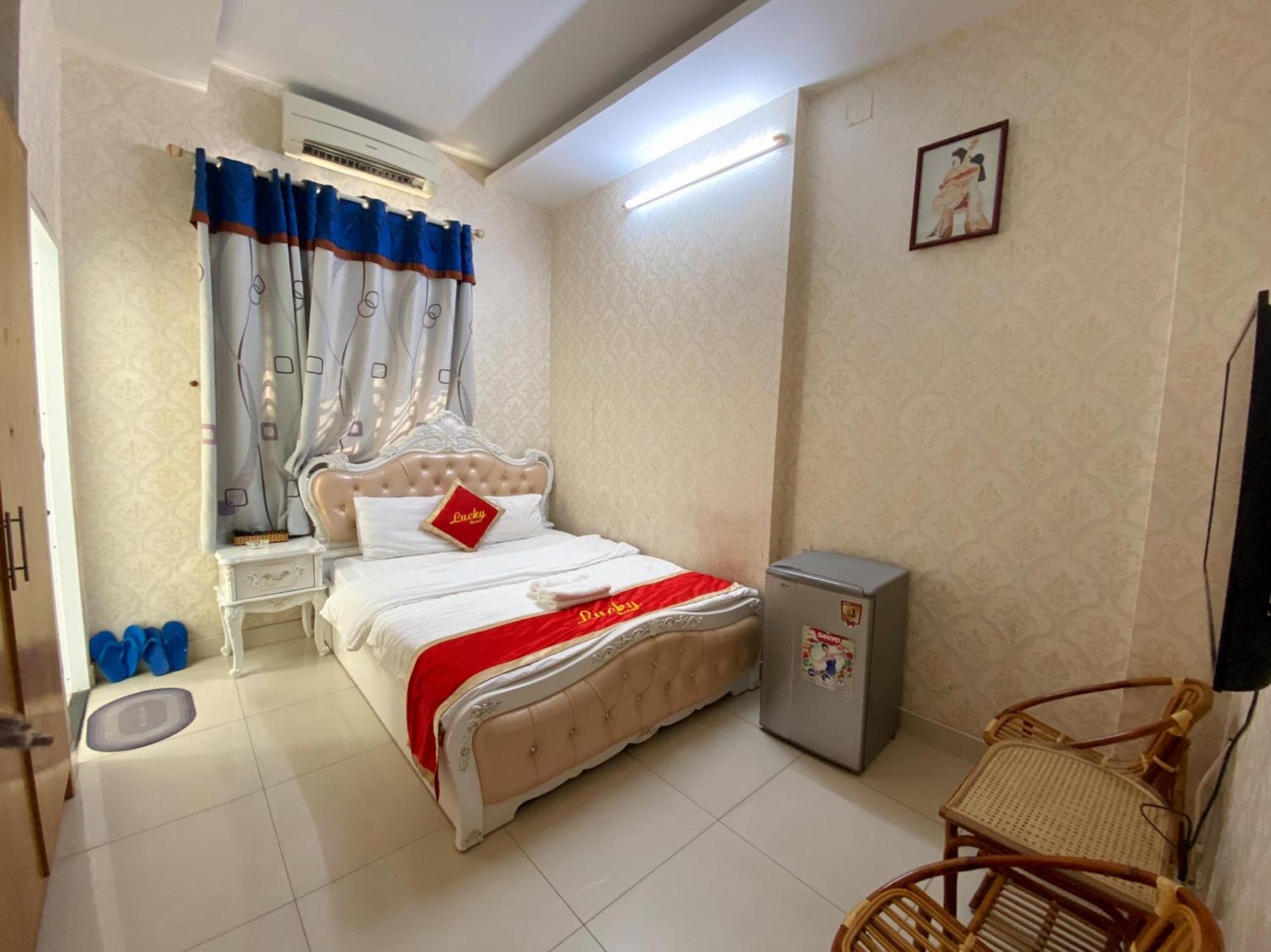 Lucky Hotel Ho Chi Minh-staden Exteriör bild